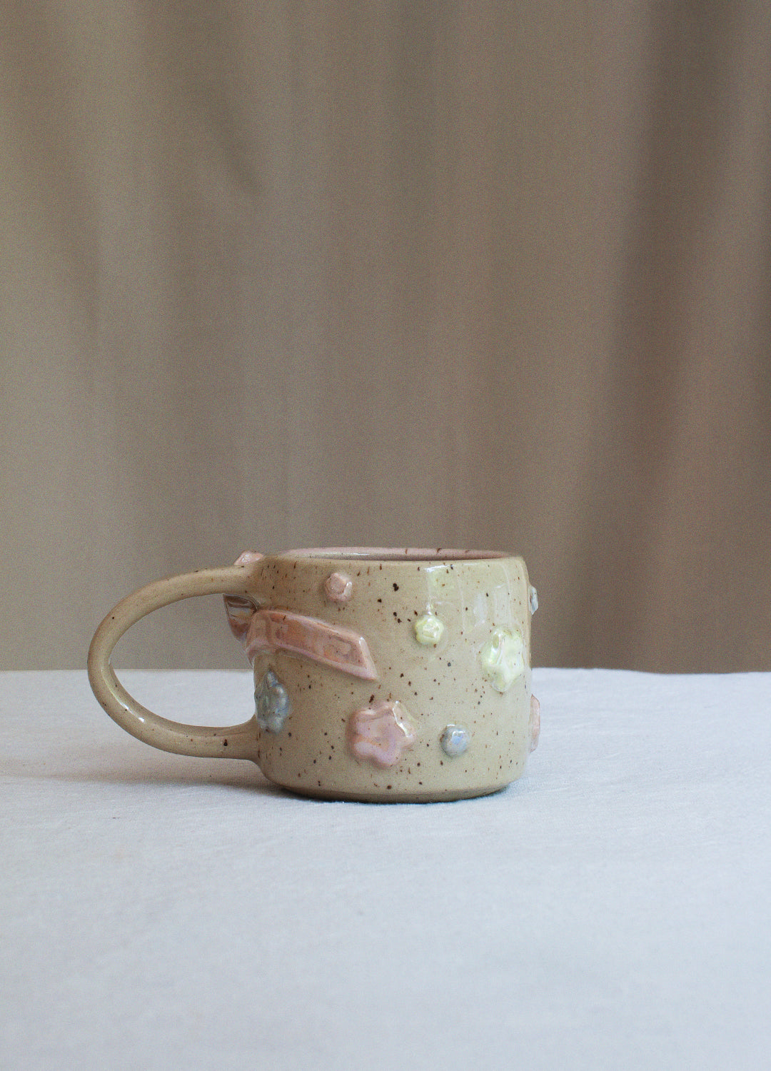Ribbon Opal Mug