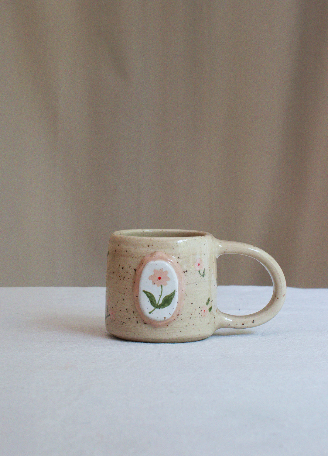 Floral Frame Mug - Pink