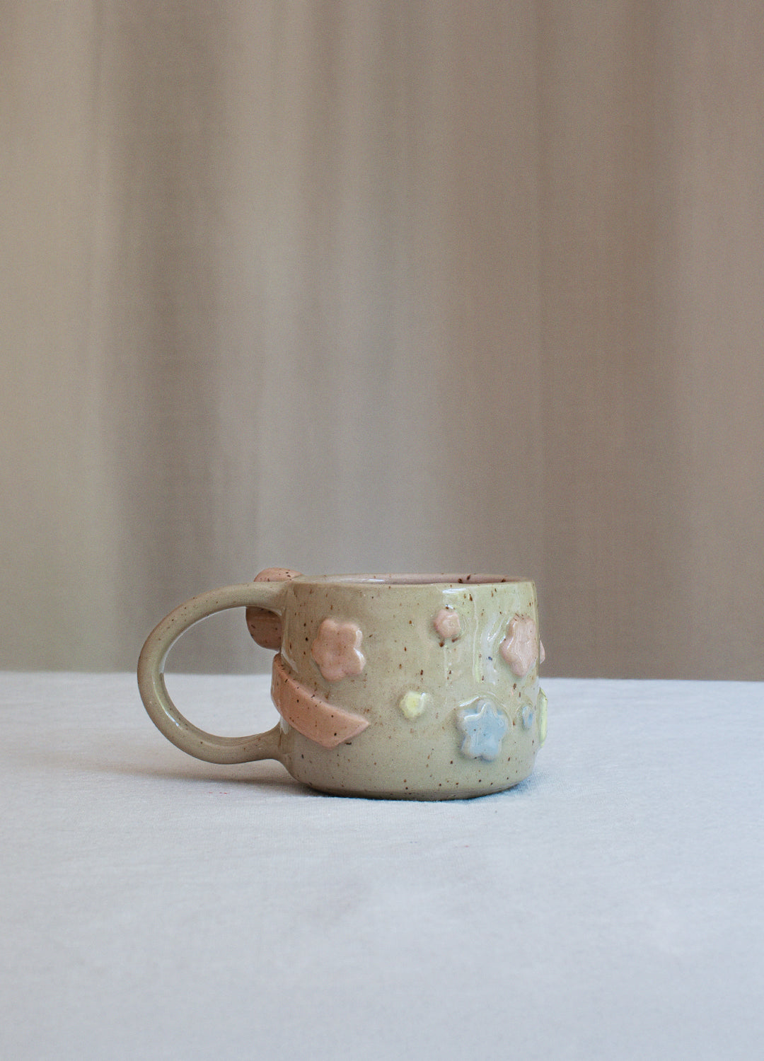 Ribbon Mug