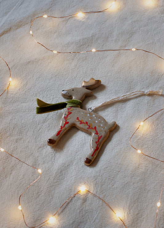 Reindeer Ornament - Green Scarf