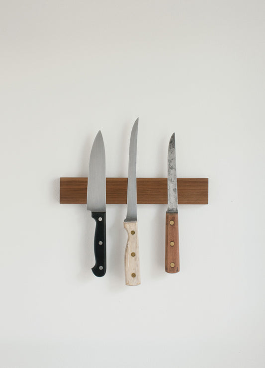 Knife Magnet Block (3) - Walnut