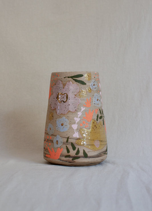 Field Of Flowers Vase 001