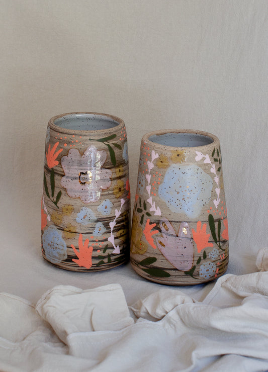 Field Of Flowers Vase 001