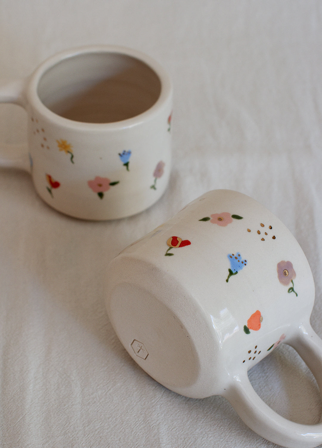 Wild Petals Gold Mug