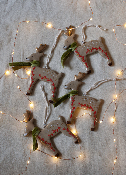 Reindeer Ornament - Green Scarf