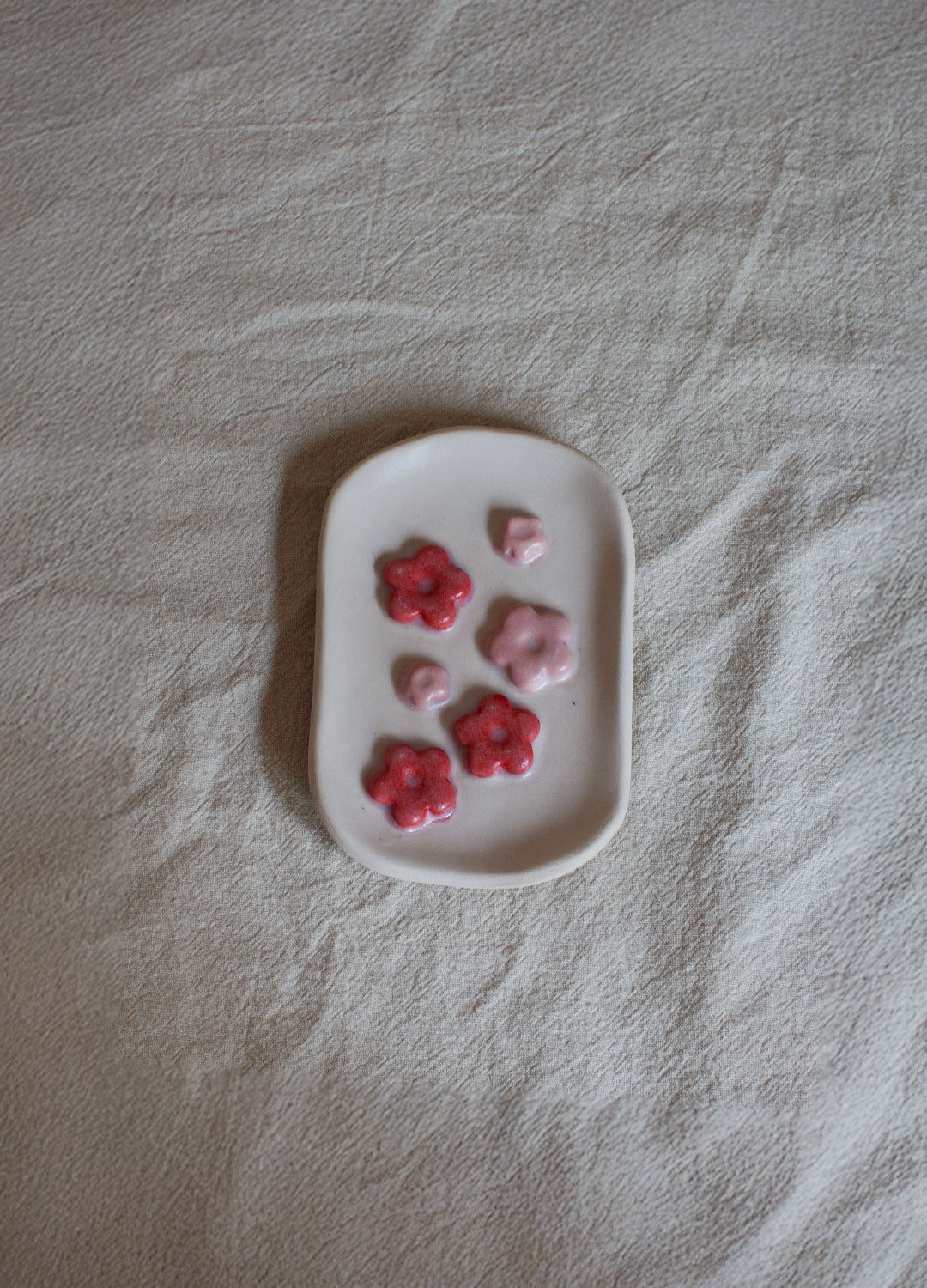 Red Flower Soap Dish