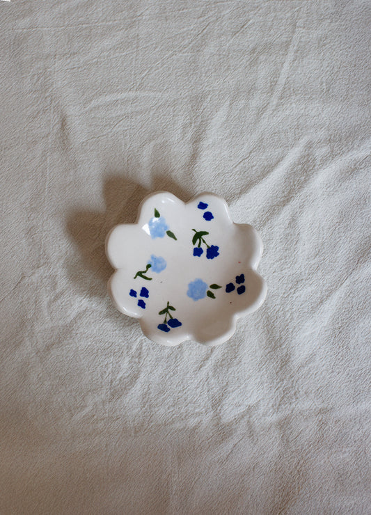 SECONDS: Blue Floral Ring Dish